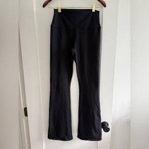 Alo Airbrush High-Waist 7/8 Bootcut Legging